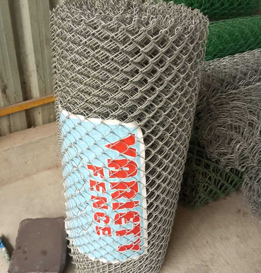 Chainlink fencing range
